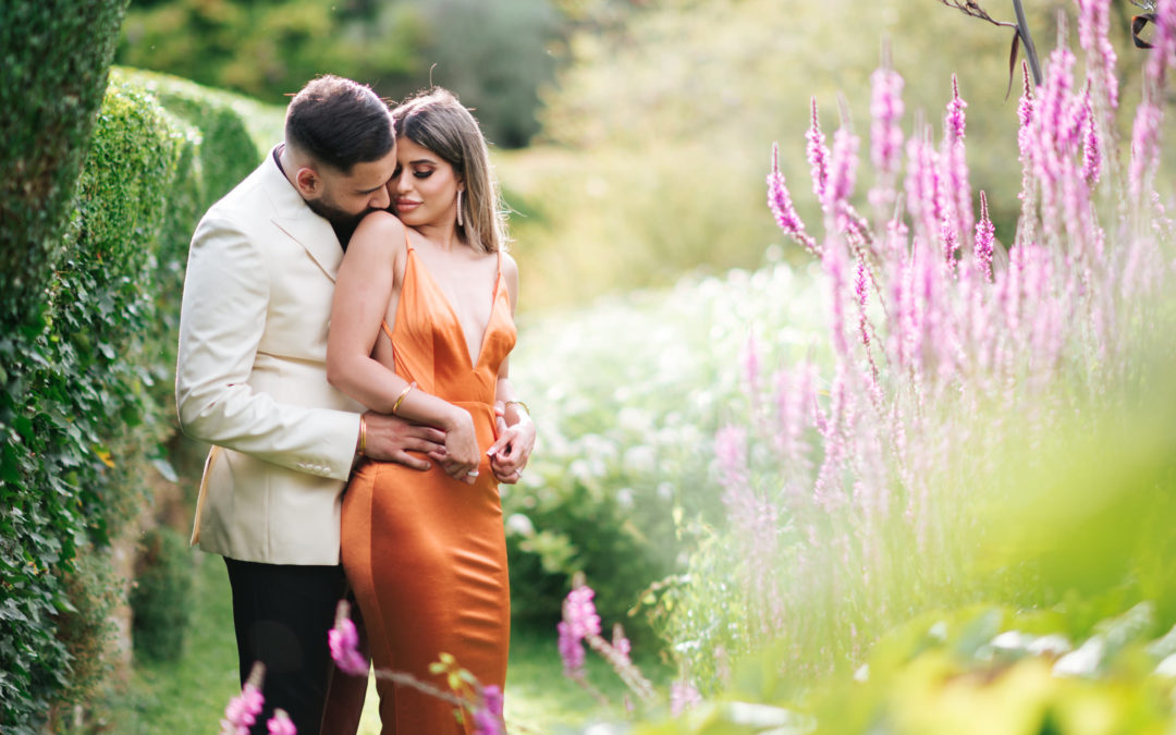 Lovely Nettlestead Place Prewedding Couple Shoot