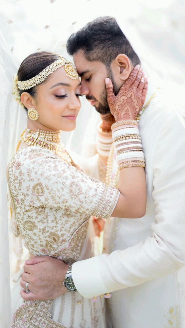 The loveliest Manisha and Shiv on their Indian Wedding day...🤍
°
Makeup by @maira.hmua 
Decor @shagunweddingsuk 
Venue @fairmontwp 
Planner @royceangeloevents 
Video @clearcutproduction 
Associate shooter @carmobrazphotography 
Catering @madhusofficial 
Priest @kamalpandey1 
Ceremony music @shivgopal 
AV @kudosav_ 
#indianwedding #asianwedding #hinduwedding #indianbride #asianbride #fairmontwindsorpark #ivorylehenga #ivorysherwani #nikon #nikonz6iii #fairmontweddings
